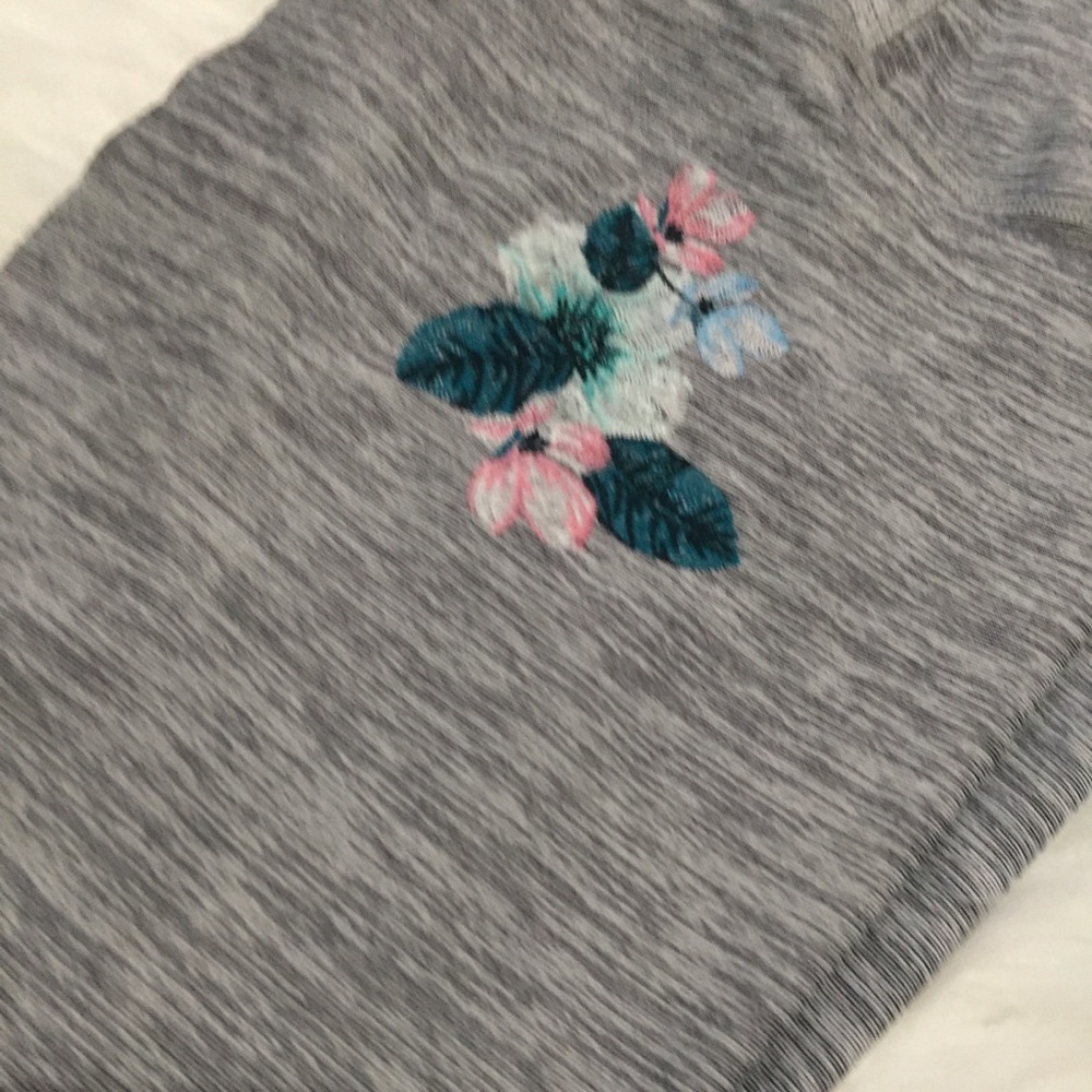 NWT. HIGH WAIST LEGGINGS LARGE - Picture 6 of 6